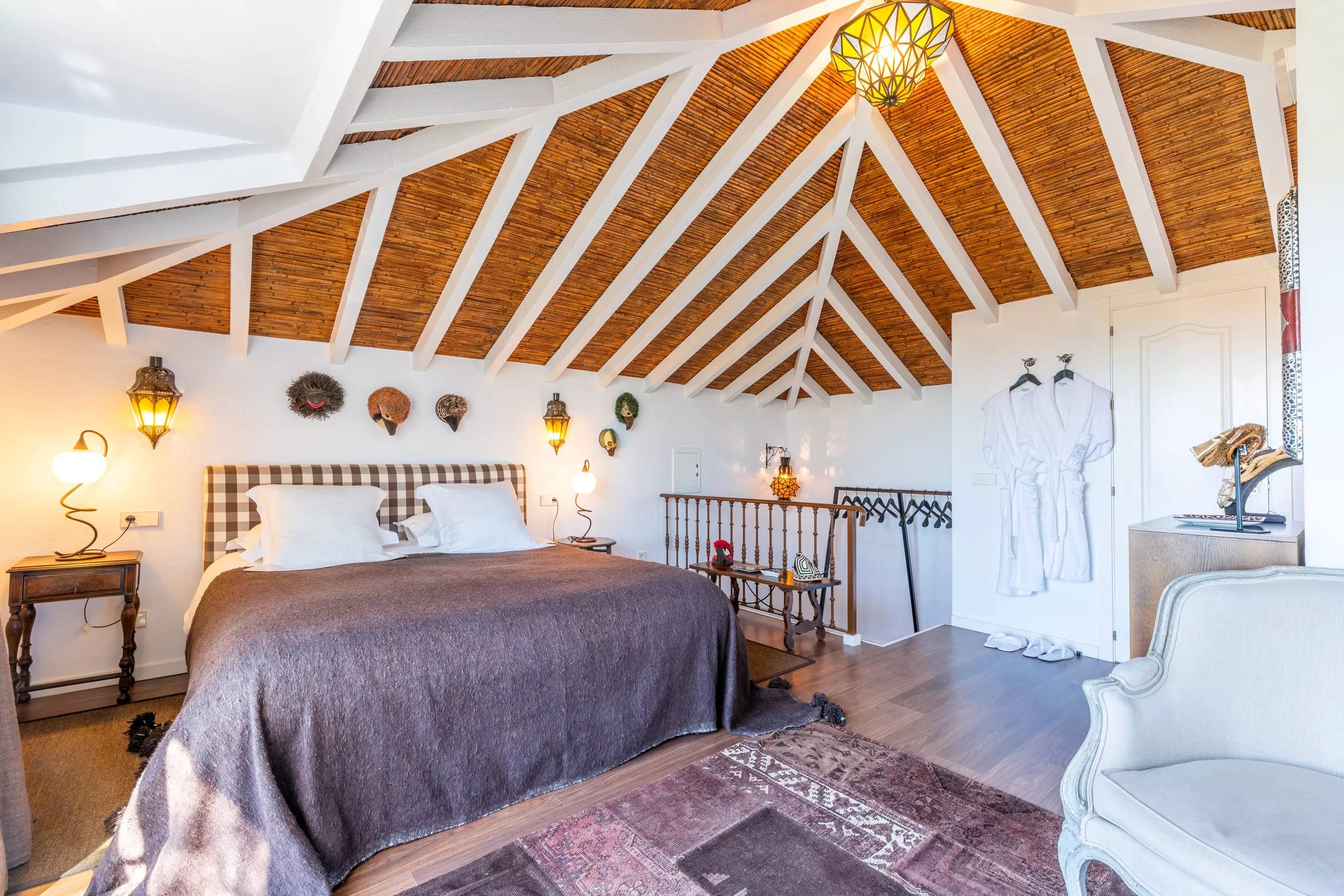 Image of Suite 8: Blue Shadow