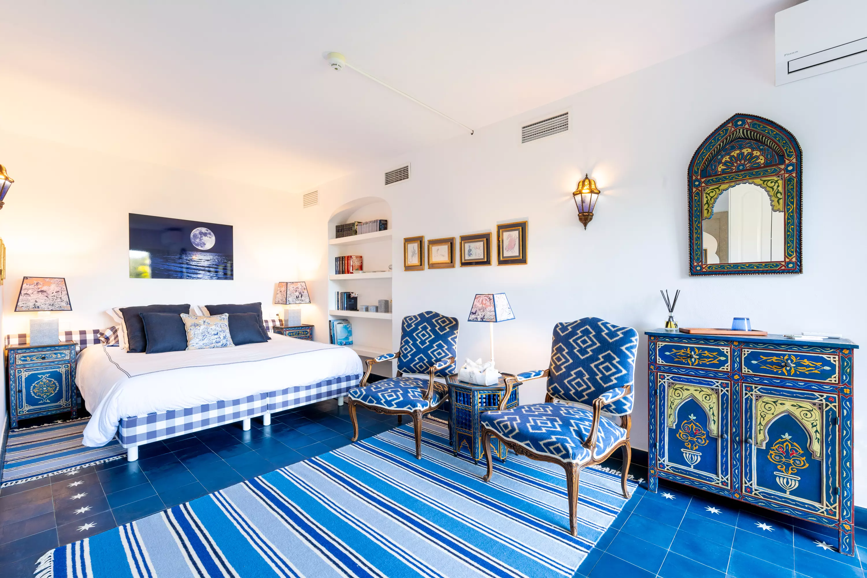 Image of Suite 1: Blue Damask Plum