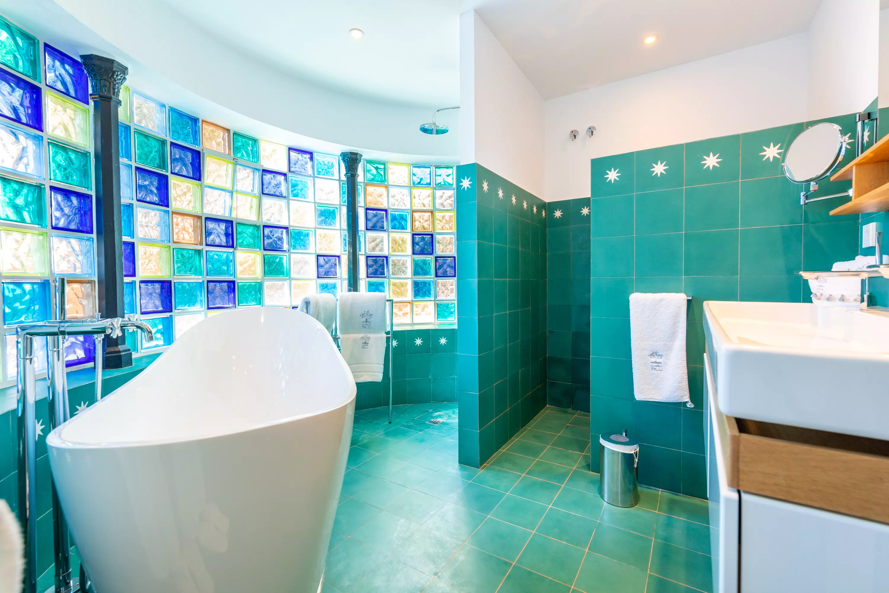 Image of Suite 1: Blue Damask Plum