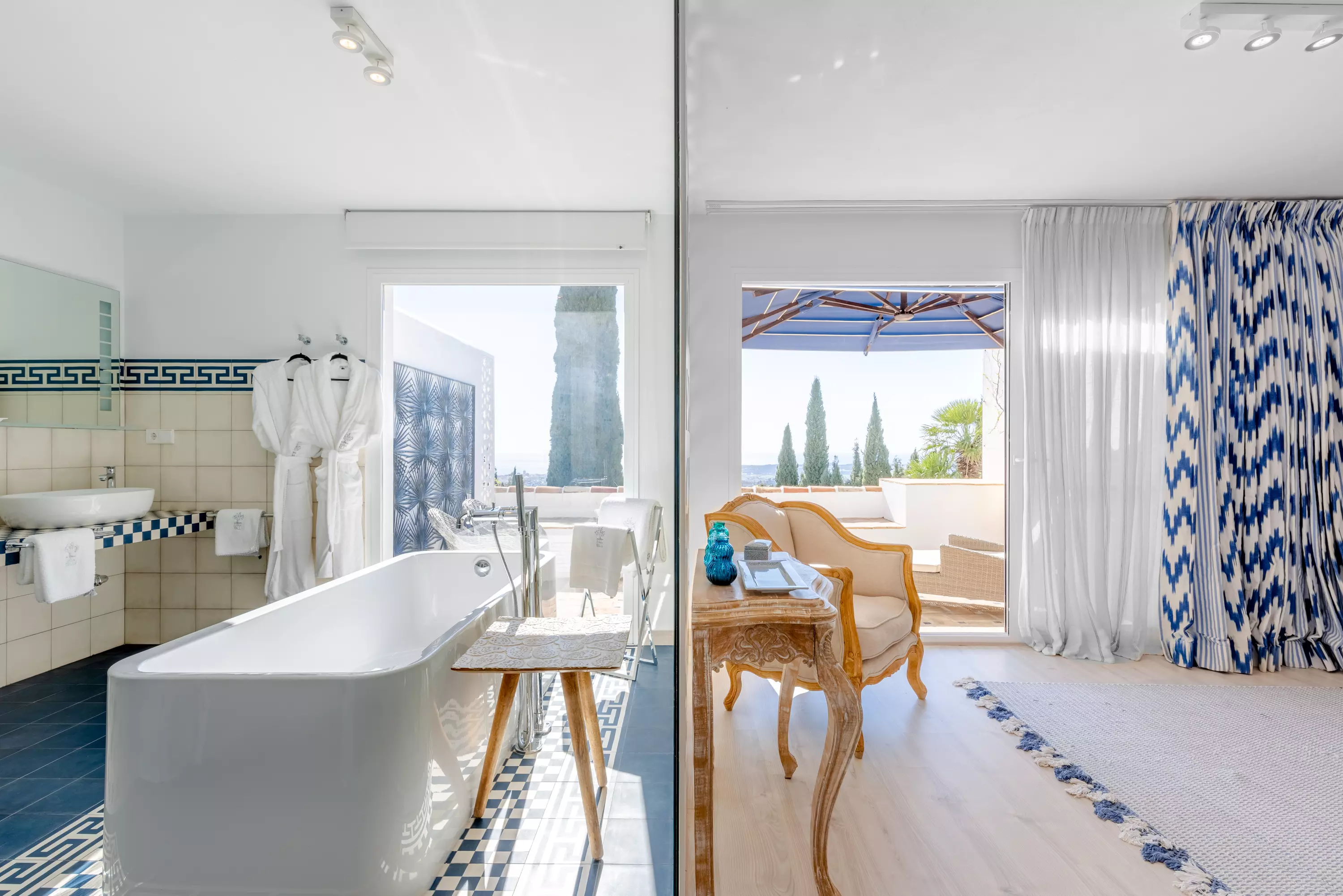 Image of Suite 11: Blue Sapphire