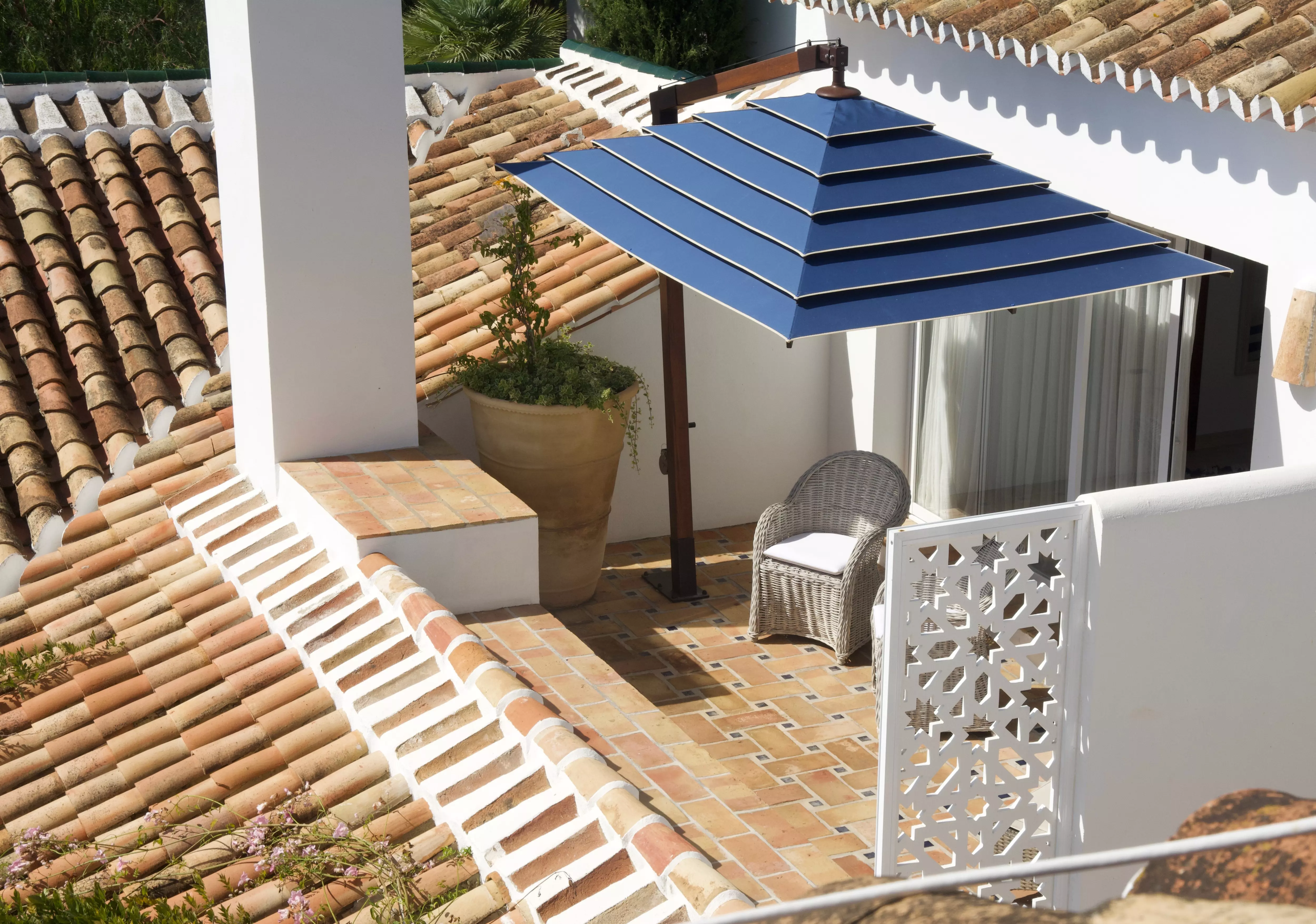 Image of Suite 11: Blue Sapphire