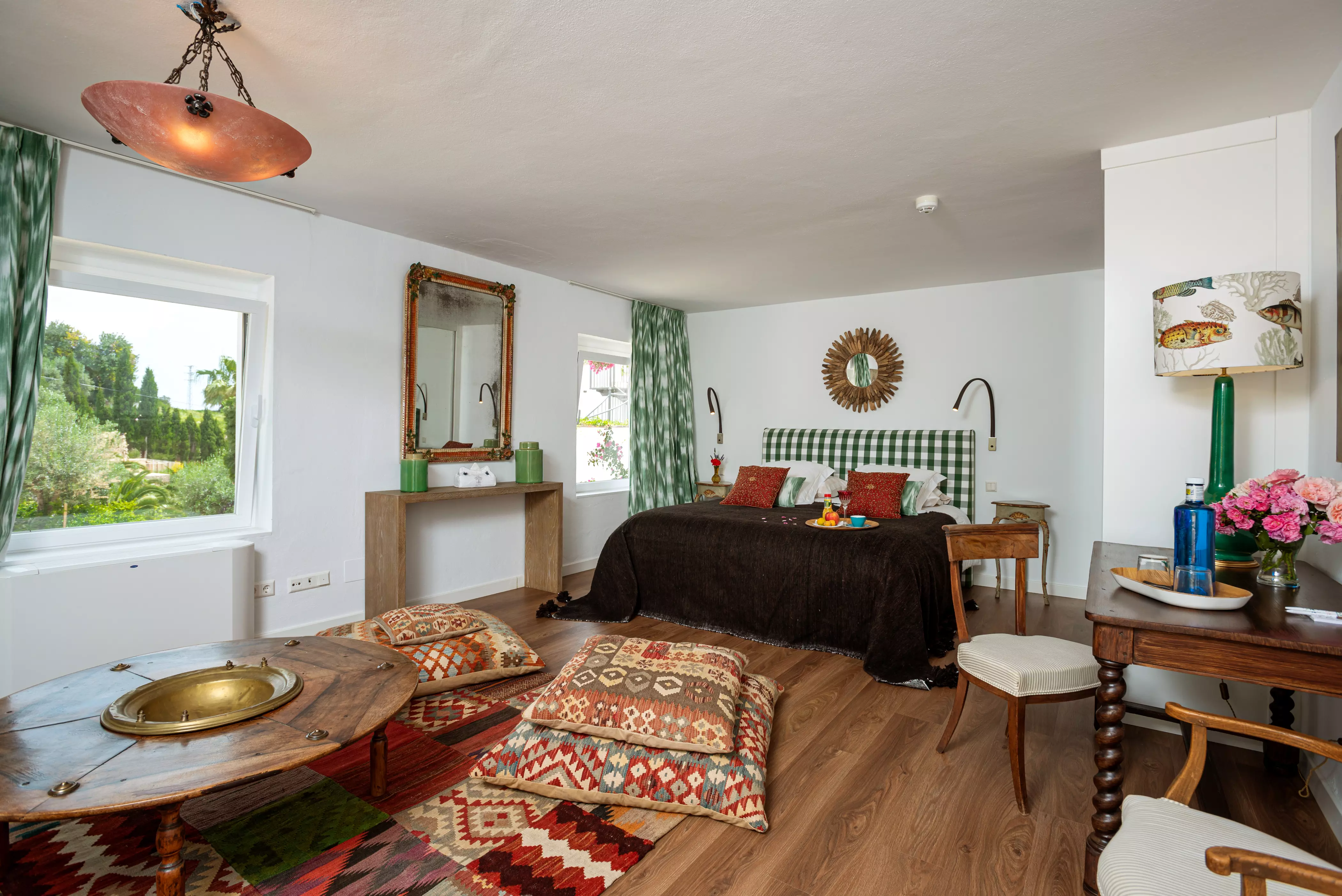 Image of Suite 14: Forgotten Land